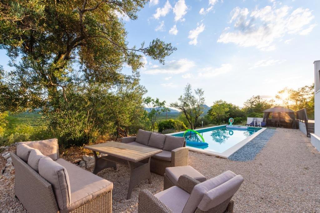 La Finca Olivetree Katuni Екстериор снимка